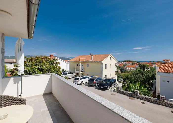 Apartament Near In Krk-insel Krk 54916 *