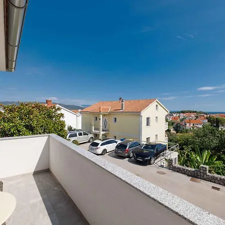 Appartement Near In Krk-insel Krk 54916 *